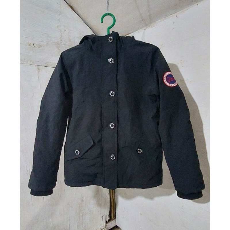 love toxic windbreaker hodie jaket