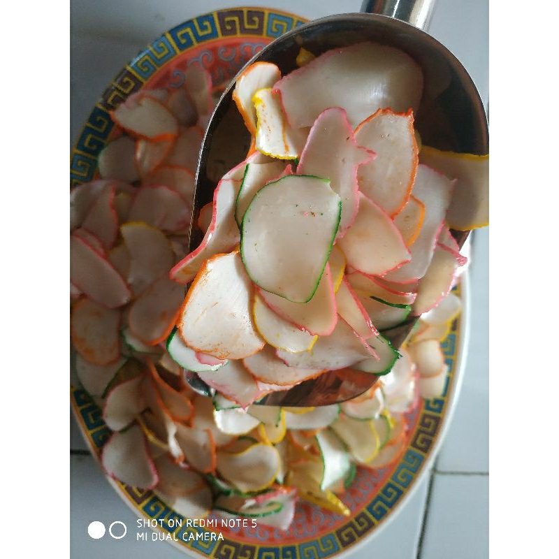 

Kerupuk Bawang / kerupuk warna warni (kerupuk Lis) kemasan 250gr