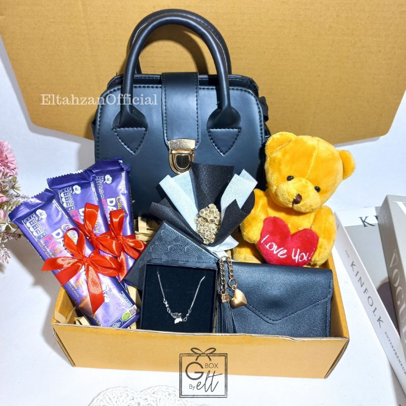 

[BXC] HAMPERS TAS SLEMPANG CEWEK PREMIUM GIFT BOX CEWEK HADIAH ULANG TAHUN WISUDA GRADUATION