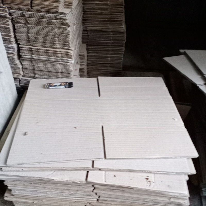 

kardus packing 22x22x12