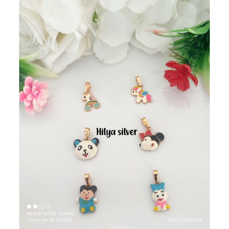 LIONTIN ANAK KARAKTER XUPING // LIONTIN LAPIS EMAS