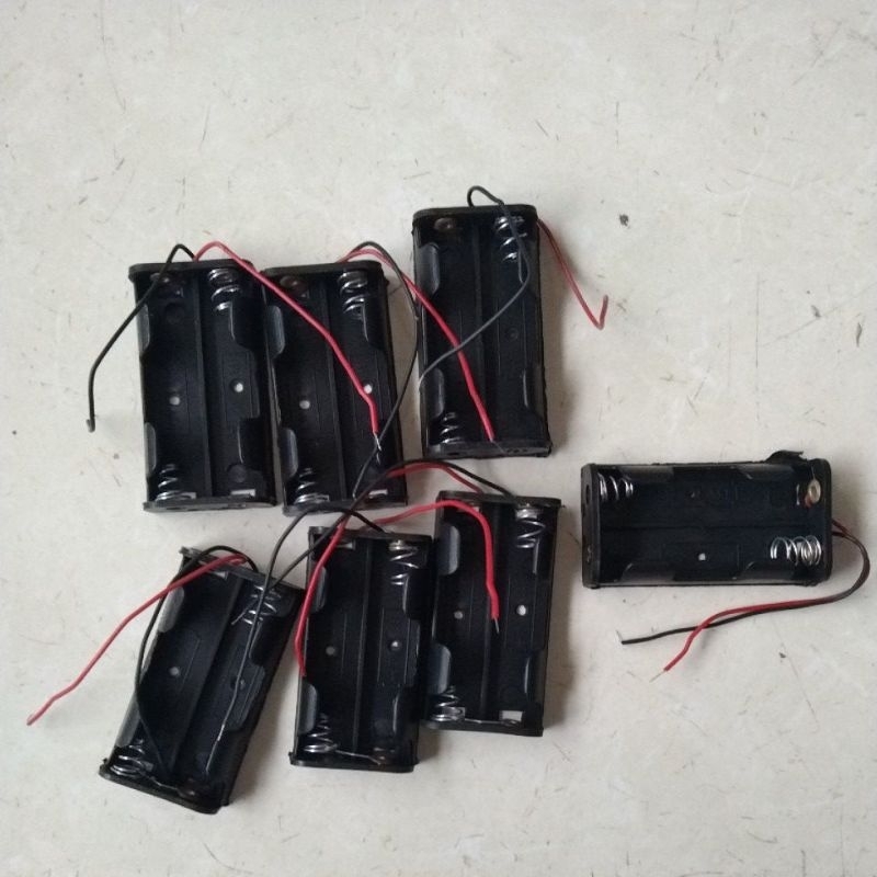 Holder/Box Baterai AA