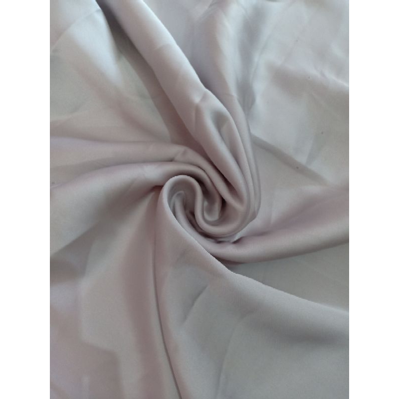 KAIN SILK POLOS WARNA SILVER (REQ PANJANG 50 CM = Rp11.500)