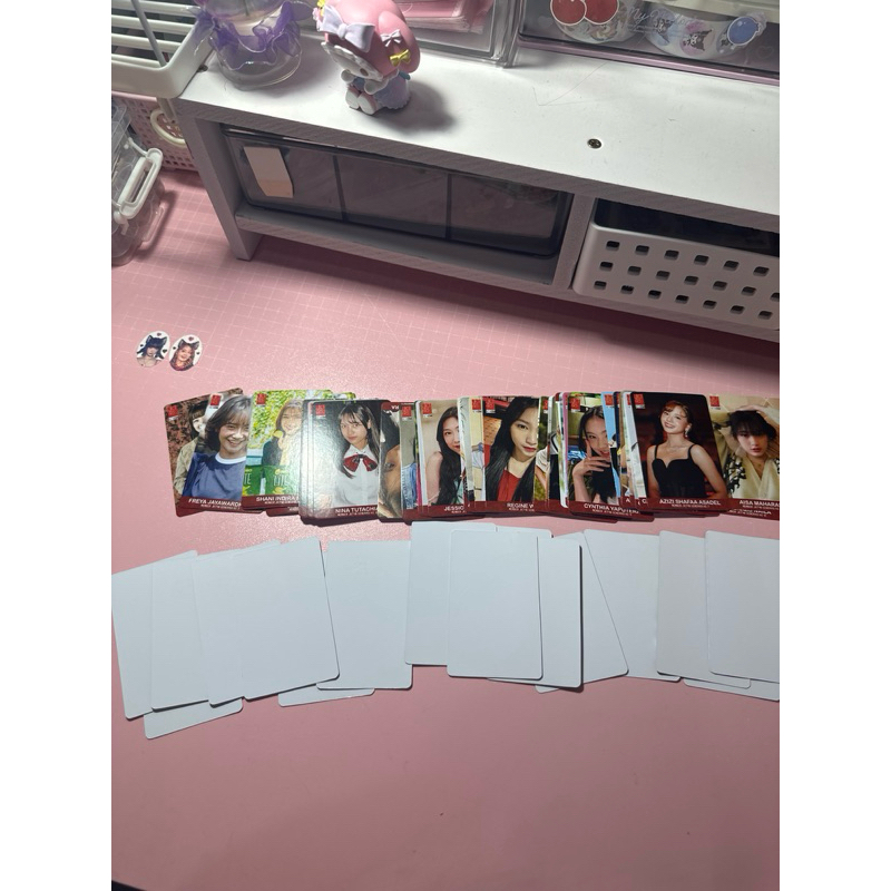 photocard jkt48 dan photocard timnas
