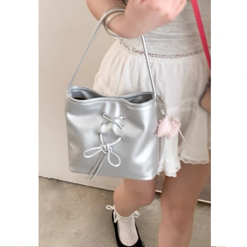 Hot Deals New Deals Tas Nenek Portabel Niche Tas Ketiak Manis Fashion Trendi Baru Wanita Tas Ember