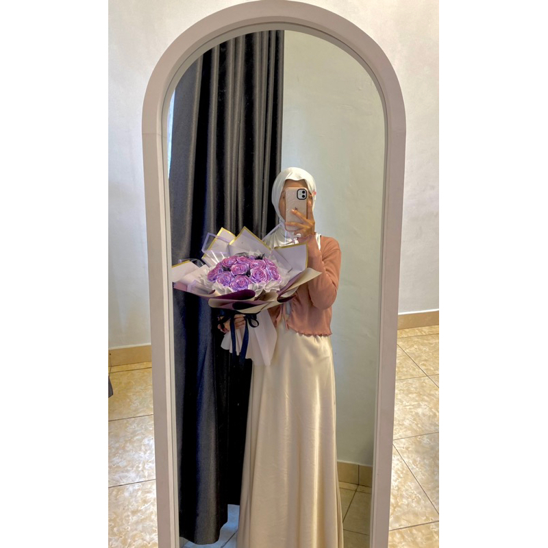 

bucket bunga pita satin