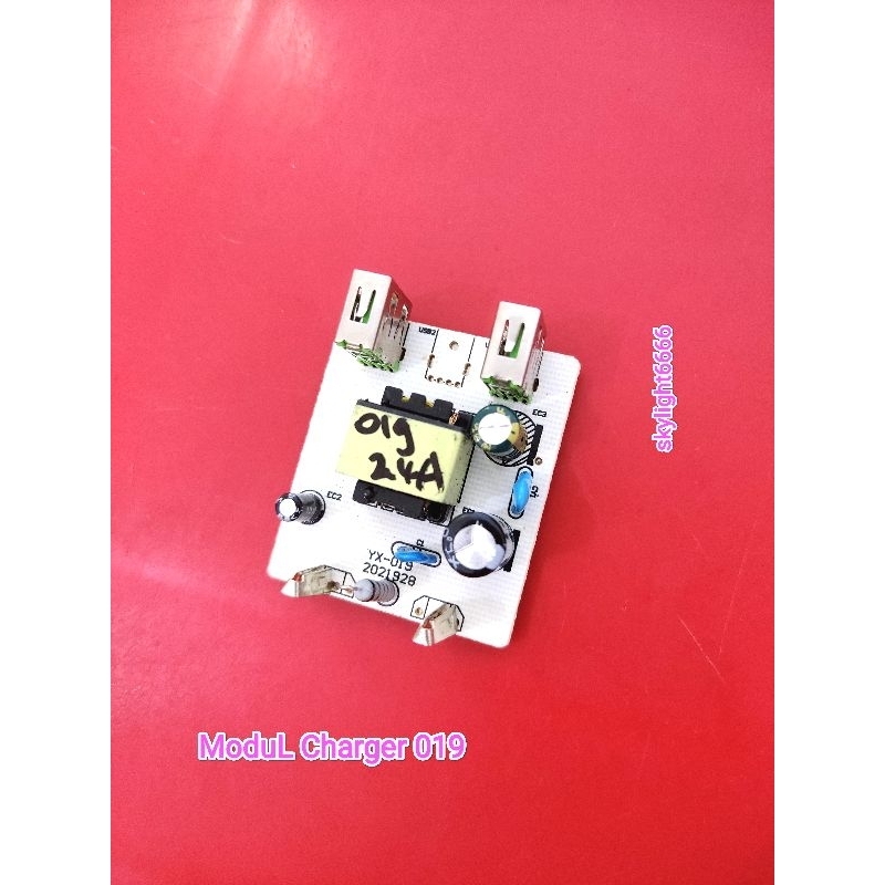 ModuL Charger 019 2U 2,4A Copotan