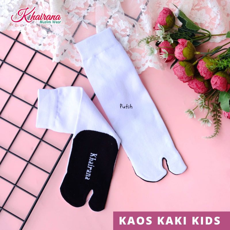KAOS KAKI ANAK SD KHAIRANA