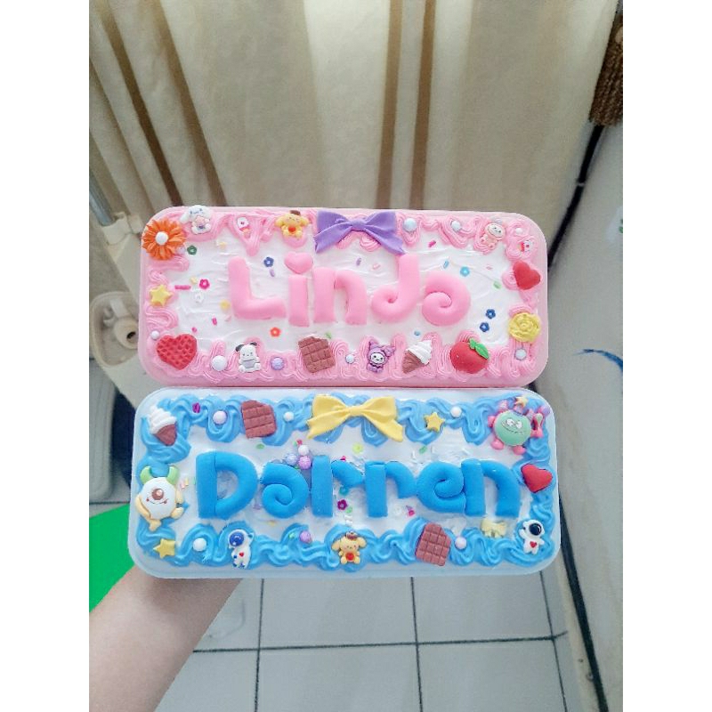 

Kotak pensil custom nama