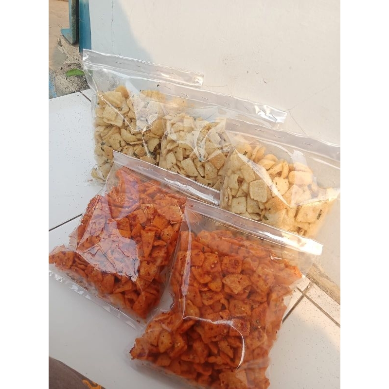 

KRIPIK CIRENG PEDAS+DAUN JERUK