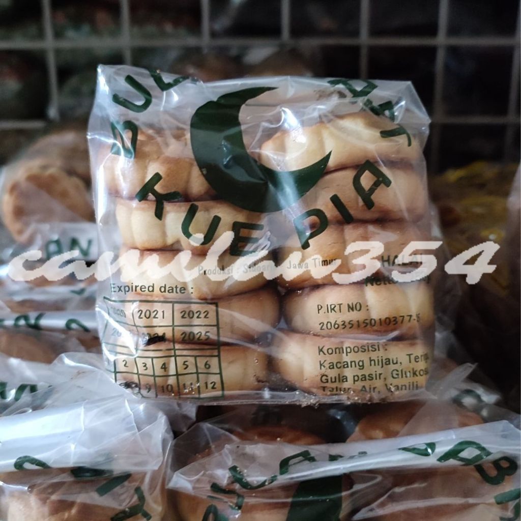 

Bulan Sabit Kue Pia Isi Kacang Manis - 250gr /Jajanan Tradisional