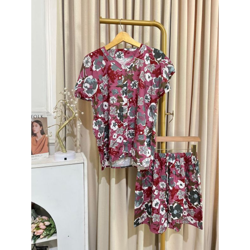 PIYAMA KERAH V NEK CELANA PENDEK