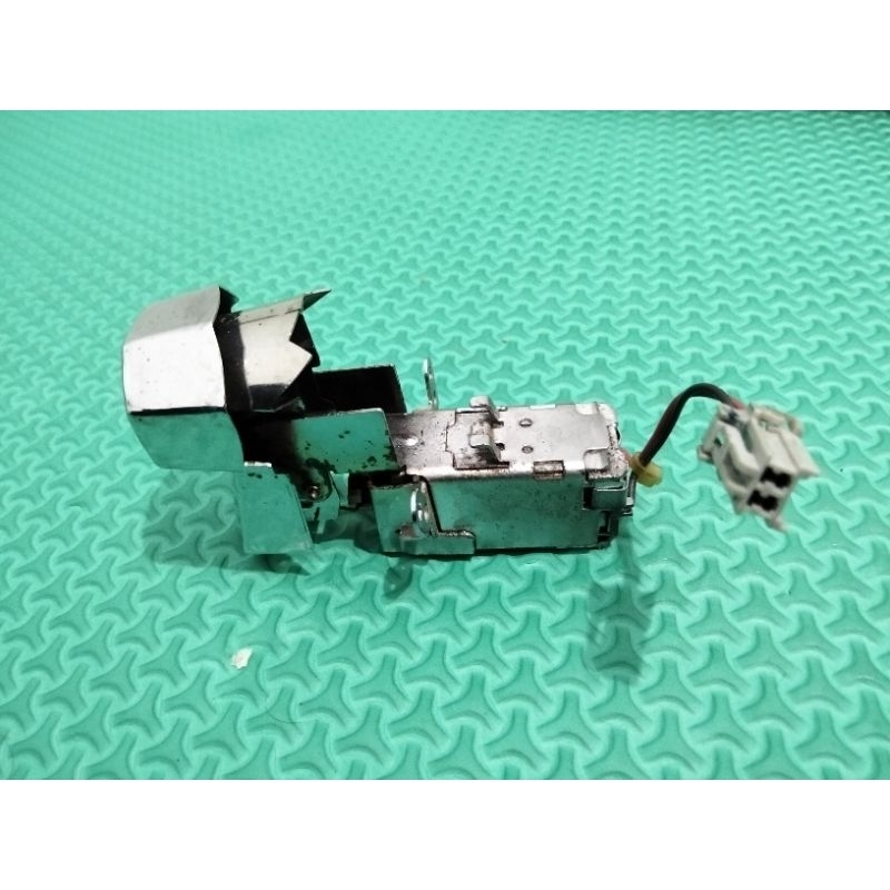 Hi/Low tinggi rendah headlamp lampu depan HID Vios gen 2 / Payung lampu depan HID vios gen 2