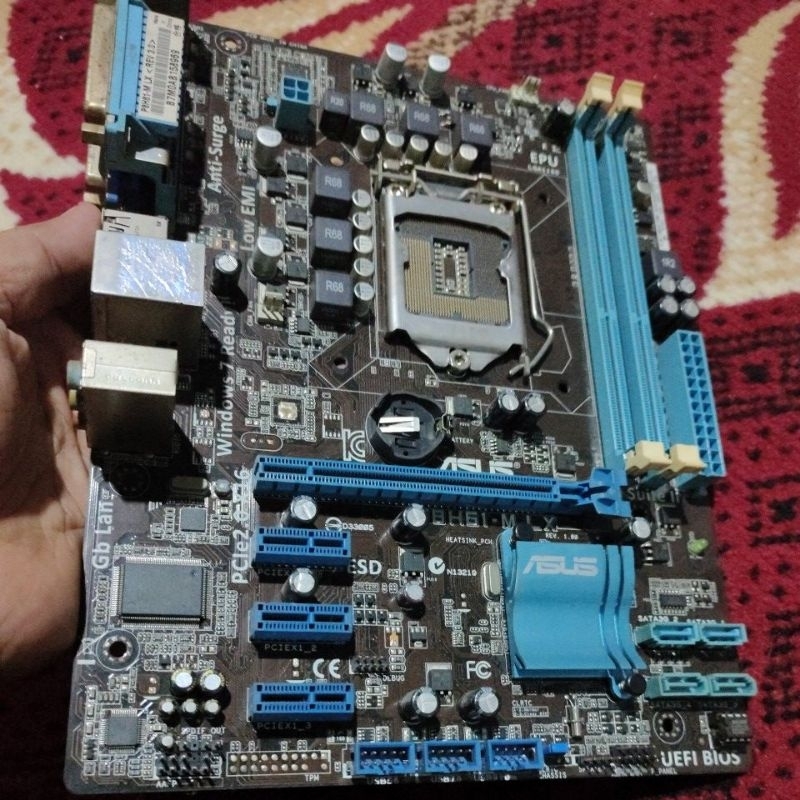 MOTHERBOARD ASUS P8H61-M LX RUSAK