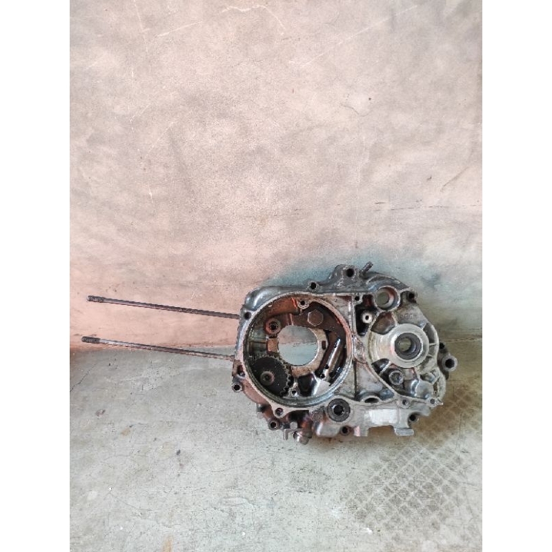 Krengkes Supra V bagian kiri