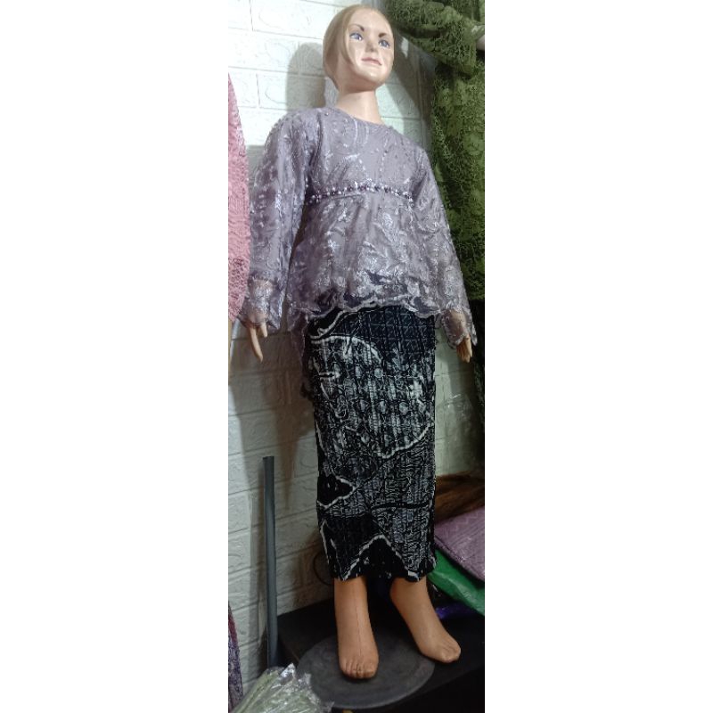 KEBAYA ANAK 1 STEL DAN BAWAHAN ROK