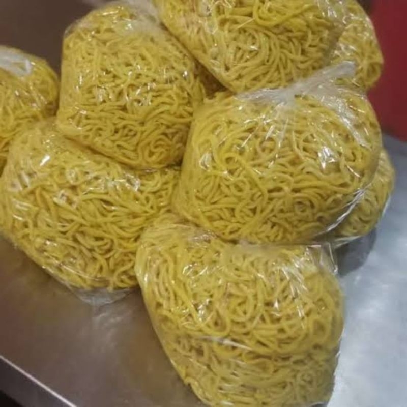 

mie kuning basah 1kg