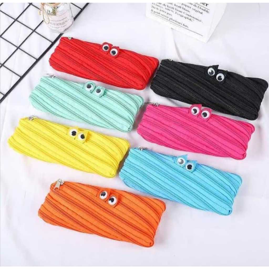 

Pencase Monster Zip and Roll Tempat Pensil Unik Zipper Pouch Alat Tulis Stationery