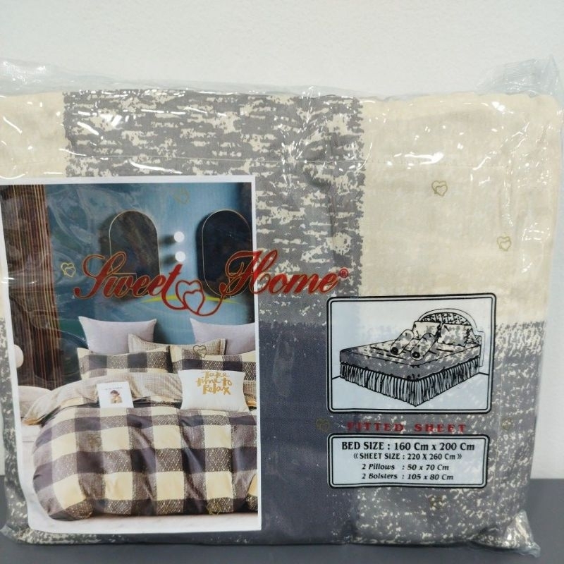 sprei Karet Bahan Katun Exclusive 160x200x30 motif kotak-kotak warna abu-abu cream