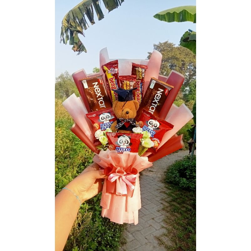 

BUKET JAJAN WISUDA MURAH