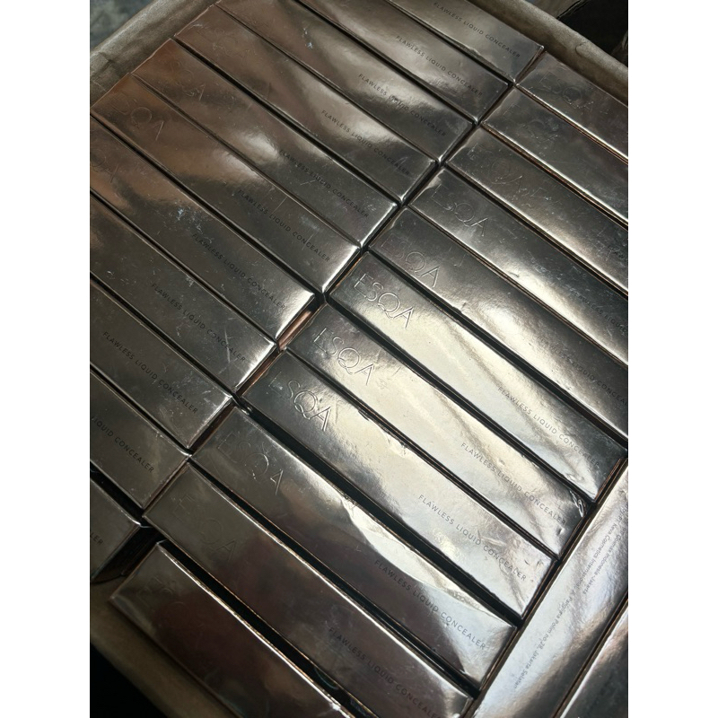 ESQA Flawless Liquid Concealer - Custard FULLSIZE 15GRAM