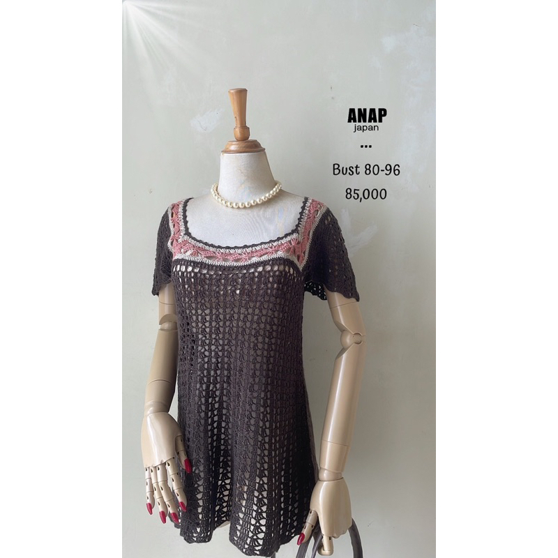 Crochet blouse top atasan rajut squaredneck leher kotak lengan pendek premium preloved anap original