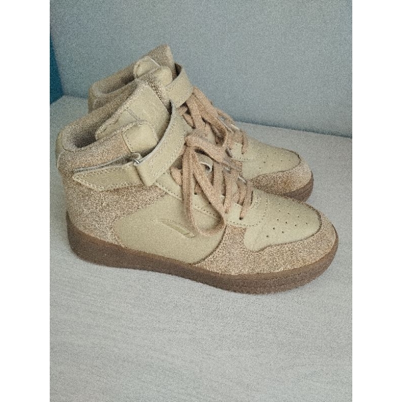 sepatu casual LA Gear anak size 33,5 preloved