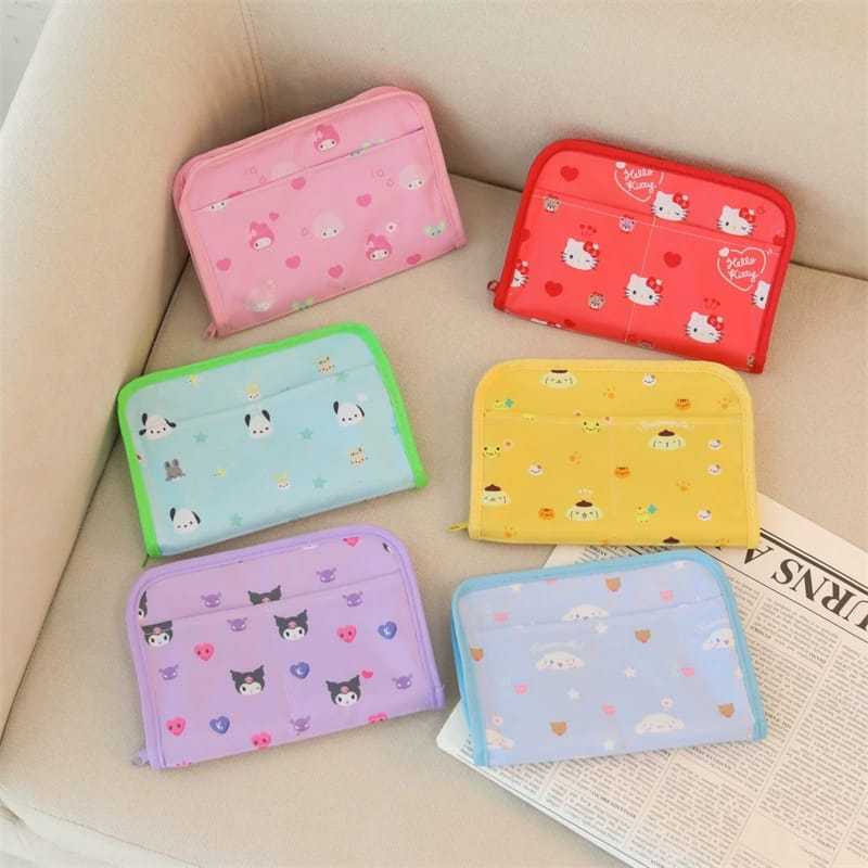 

Tempat / Kotak Pensil Resleting Kantong Karakter Sanrio