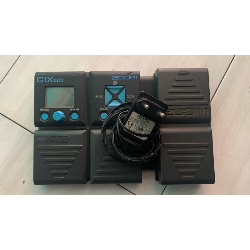 EFEK GITAR ZOOM G1XON