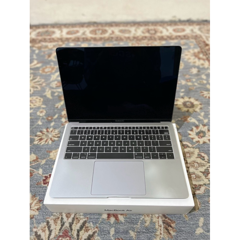 Macbook Air 13" 2018 RAM 8Gb 128Gb Second