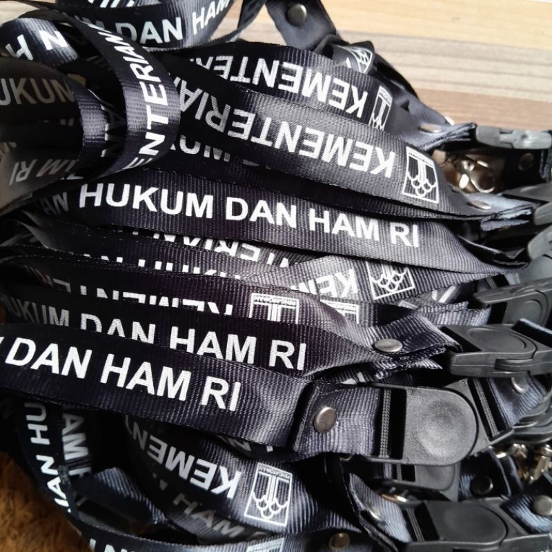 

tali id card logo kementrian hukum dan ham (hitam)