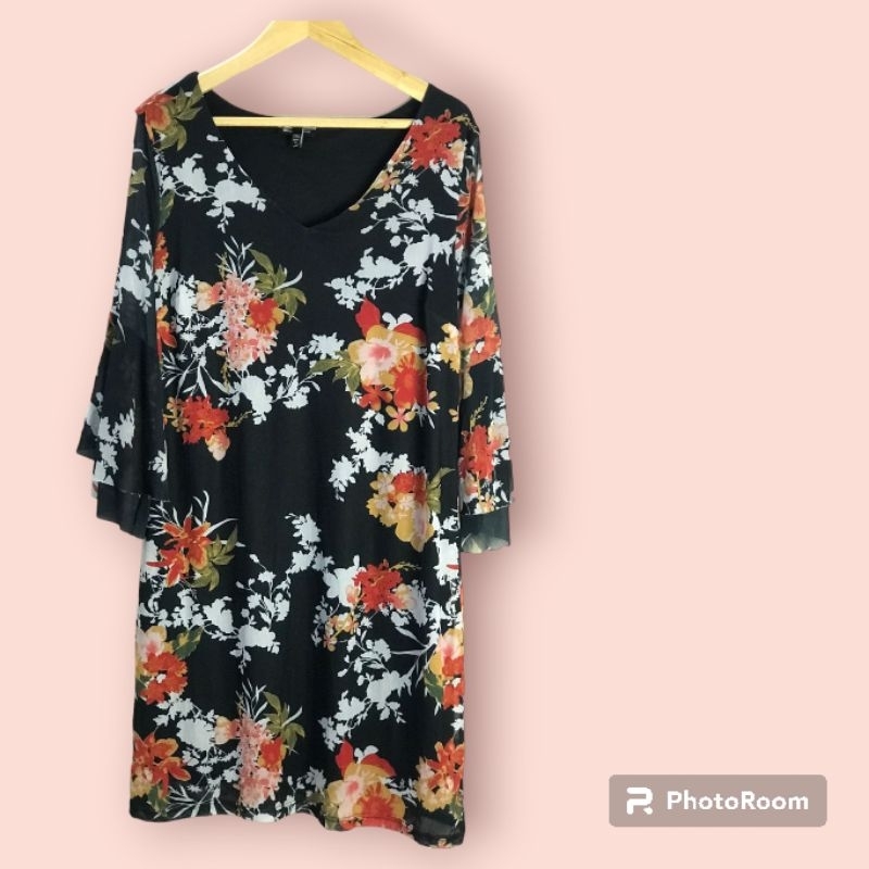 13 pcs @24.000 Cuci gudang Preloved baju/ Preloved dress/paket usaha