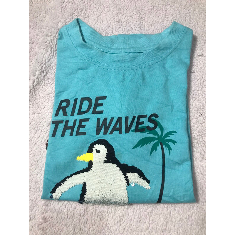 kaos usap brand Gu uniqlo