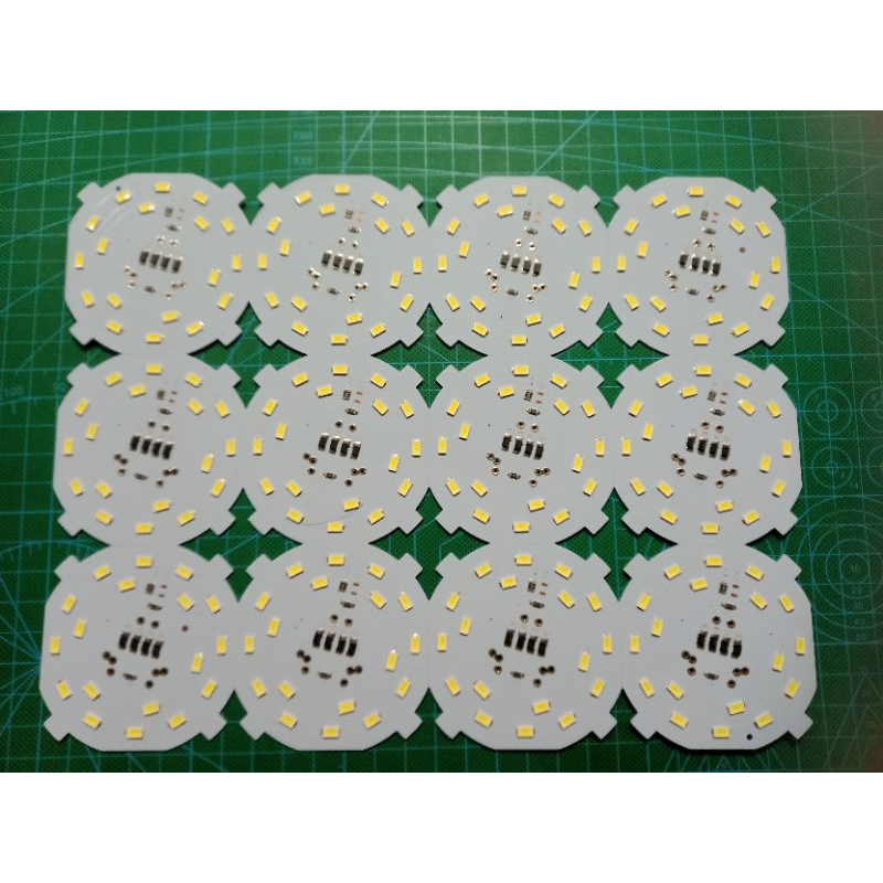 PROMO LAGI PCB LAMPU LED 18 WATT AC 220 PEMBELIAN PER KOTAK ISI 12 PCS TINGGAL NAMBAH DUA KOMPONEN L