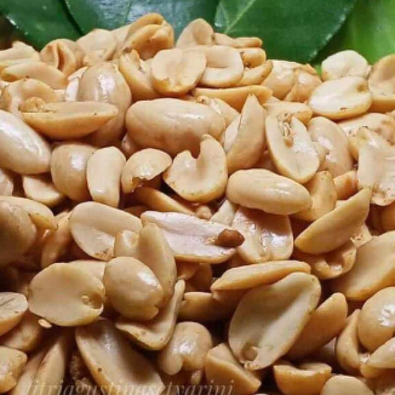 

KACANG BAWANG SPESIAL SUPER 500 GRAM / KACANG BAWANG SUPER ASHOKA / KACANG BAWANG GURIH RENYAH