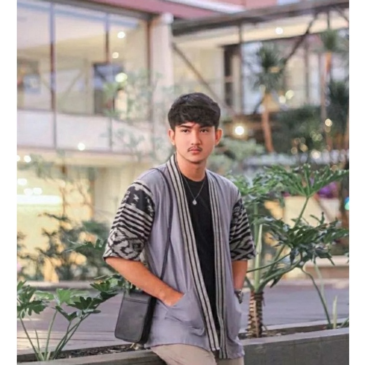 KODE D94U OUTER PRIA KIMONO PRIA TENUN IKAT ORY TROSO PECANGAAN JEPARA  KIMONO PRIA  KIMONO SONGKET 