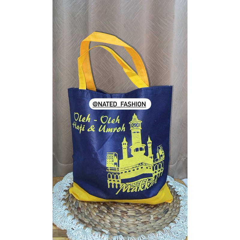 

TAS SOVENIR HAMPERS READY HAJI DAN UMROH PROMO MELEDAK satuan