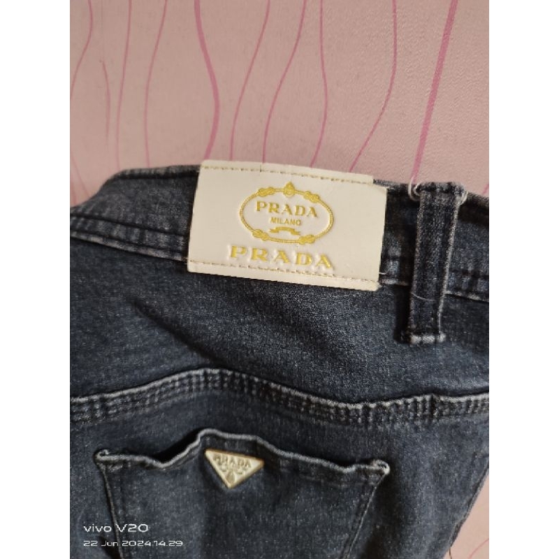 CELANA JEANS PRADA PL/SECOND MINUS PEMAKAIAN SAJA | WARNA HITAM SUDAH PUDAR JADI AGAK HITAM AGAK PUT