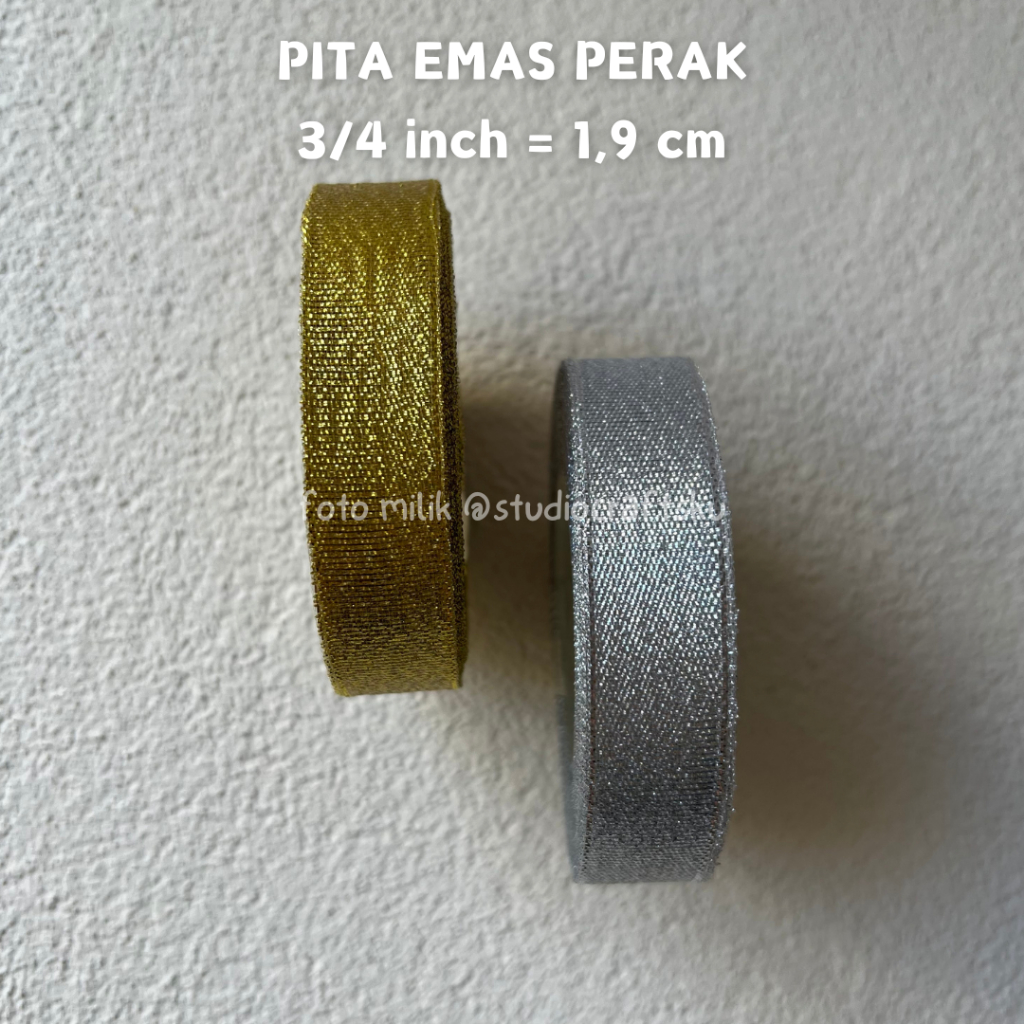 

Pita Emas Perak Pita Gold Silver 3/4 INCH = 1,9 CM | Pita Emas Perak 3/4" Pita Gold Silver 3/4in