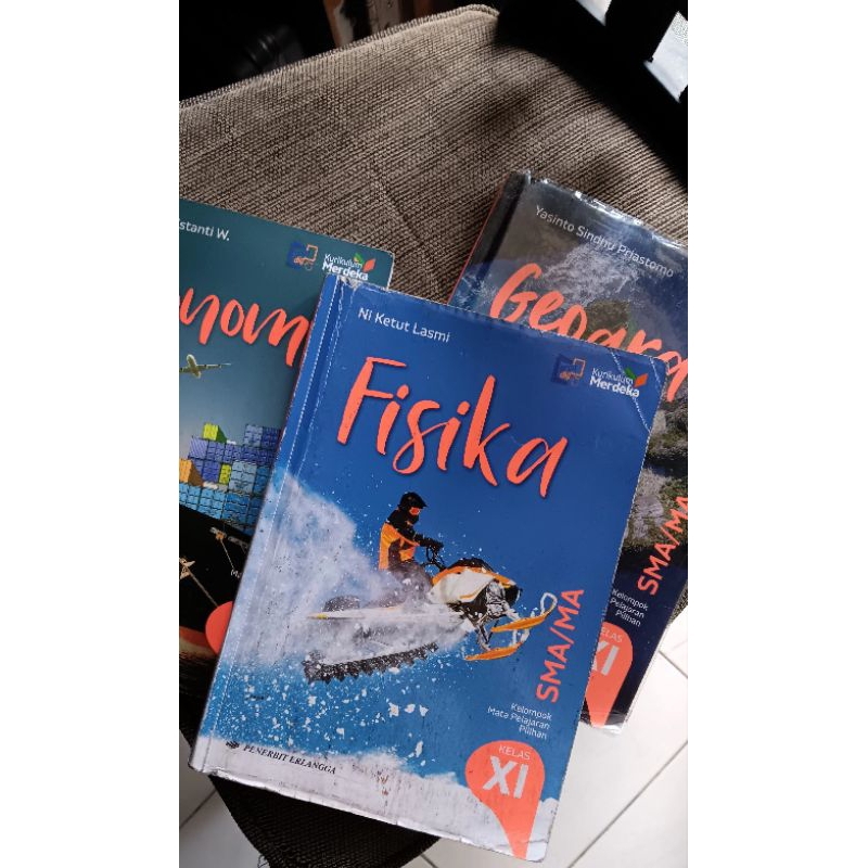 

Buku Erlangga kelas 11