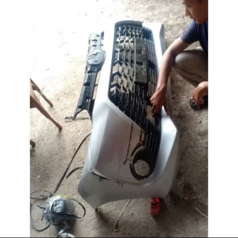 bemper depan avanza veloz 2017