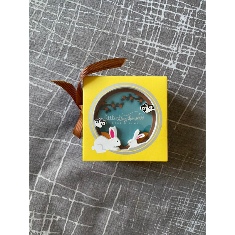 anting NB - rabbit littlethingshewear (PRELOVED)