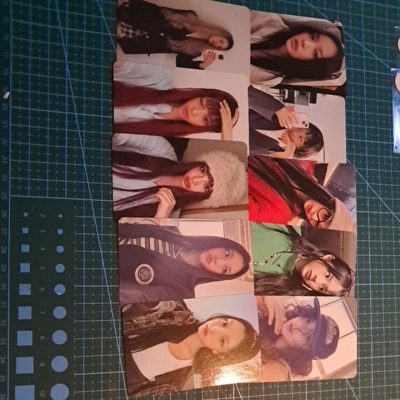 New Jeans How Sweet photocard official & album only official READ DESK