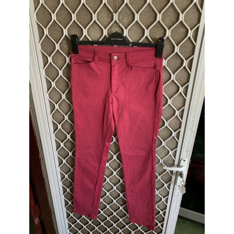 Th / Celana Bahan Uniqlo