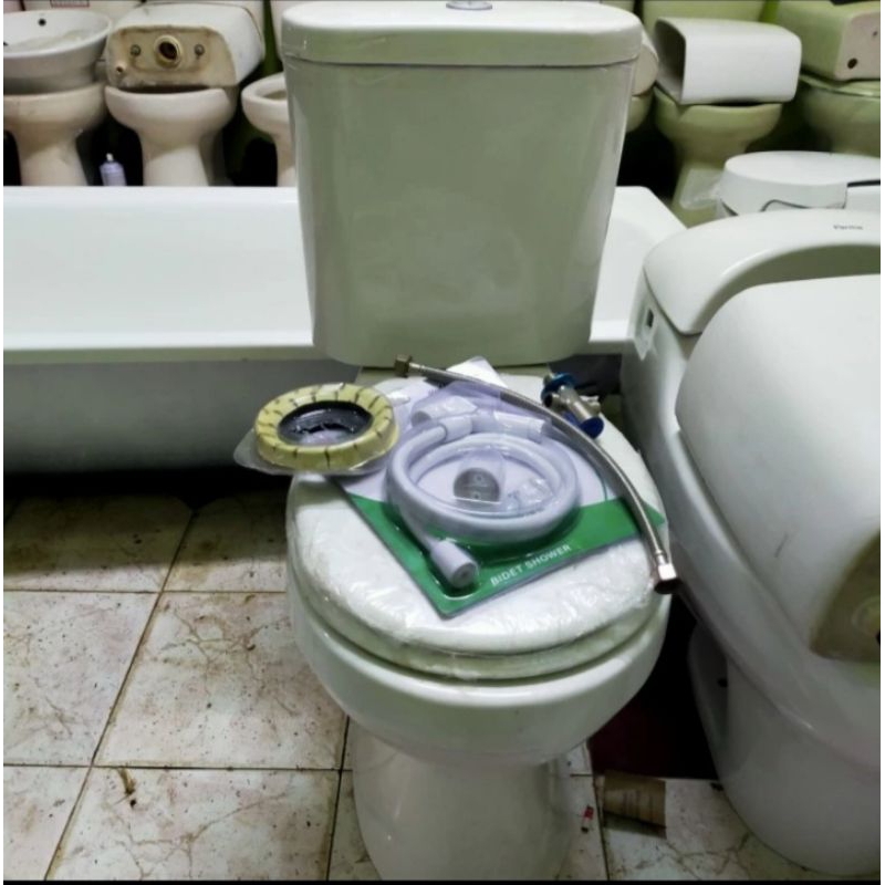 bermacam Closet duduk merek cina komplit