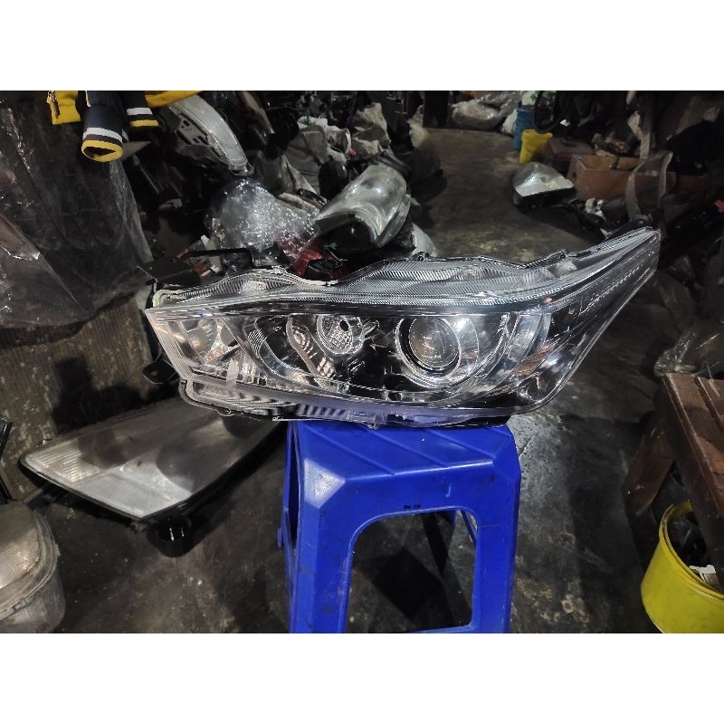 Headlamp Yaris 2014 2015 2016 2017 Kiri Original