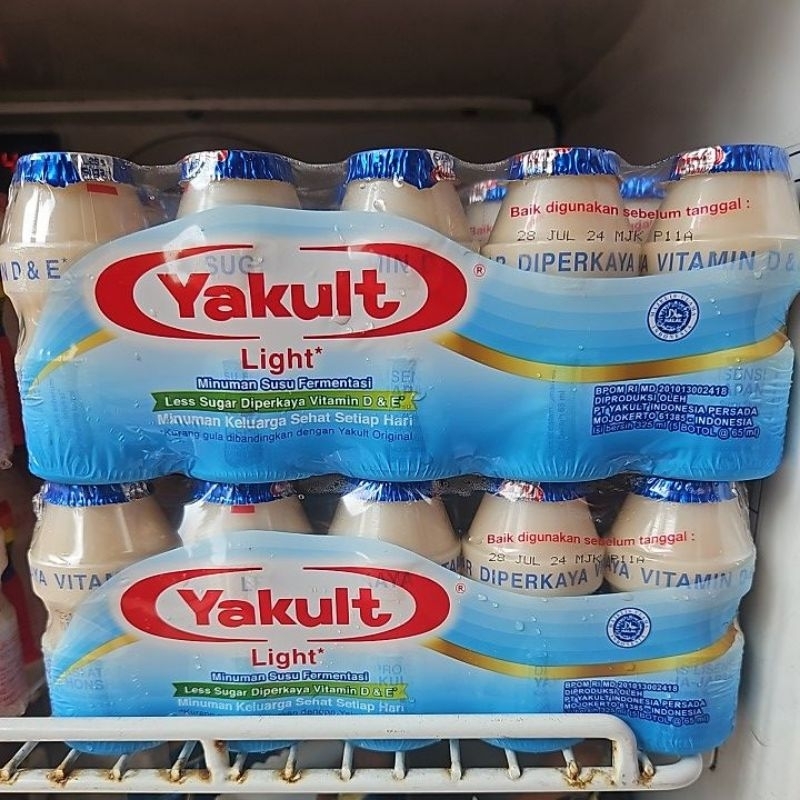 

YAKULT LIGHT LESS SUGAR +VIT D & VIT E