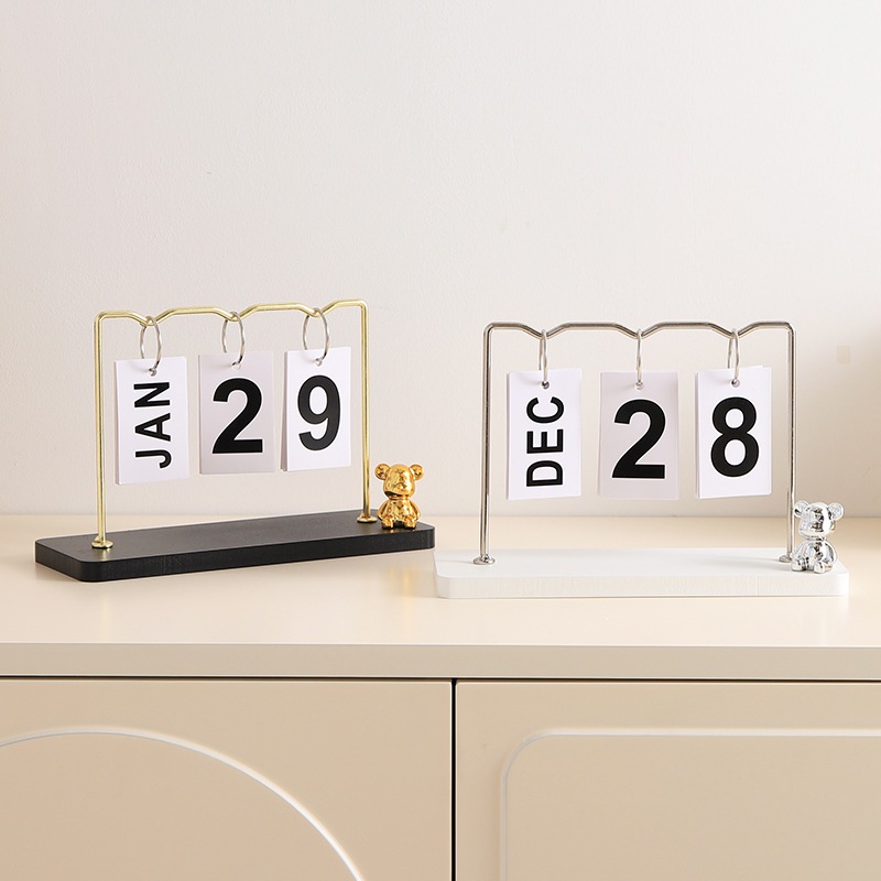 

Beruang kalender ornamen Dekorasi Rumah Perpetual Kalender ruang tamu ruang kantor kalender desktop kantor kreatif kerajinan logam besi Eropa Bear calendar ornament