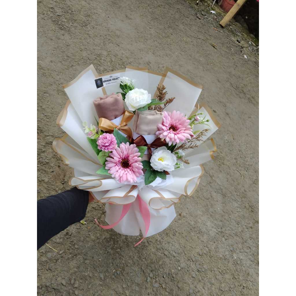

Buket Hijab Hadiah wisuda Buket Bunga