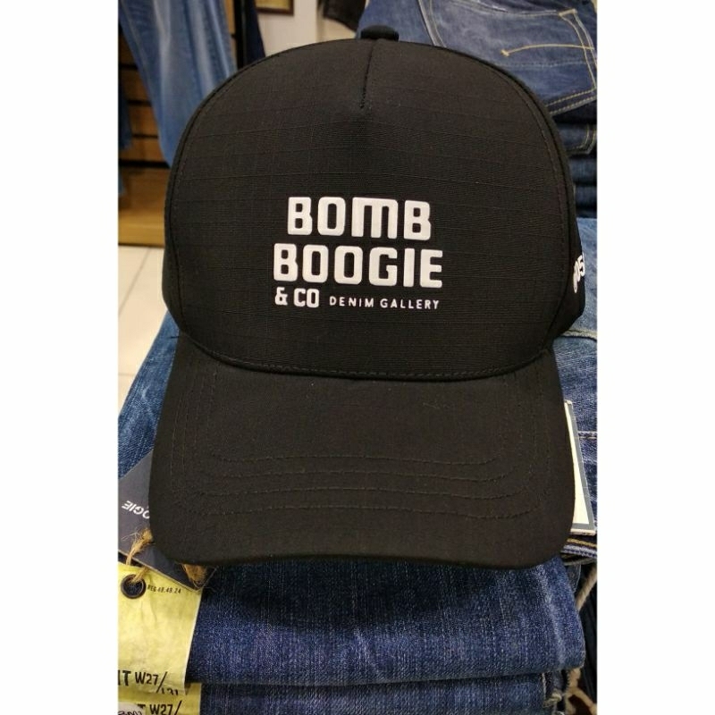 BOMBBOOGIE - Topi Hitam 100% Original Bombboogie